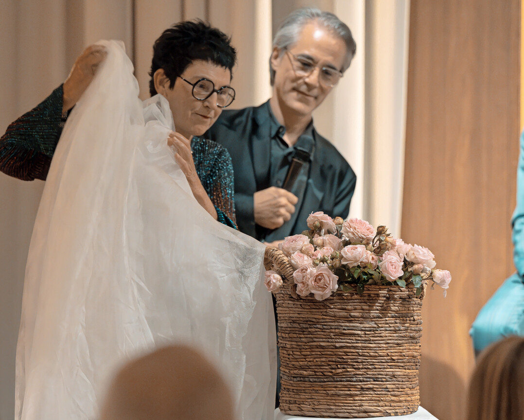 Rose is unveiled by Rosa Eskelund