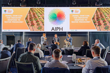 From left: Chris Philpot (CEO, The Water Conservancy), Andy Cameron (President, Greenlife Industry NSW & ACT), Eduardo Barbosa (R&D Manager, Hort Innovation).