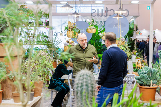 Approximately 36,000 trade visitors attended the Essen Trade Fair from January 23 to 26, 2024, to explore innovations in the areas of plants, technology, floristry, and equipment presented by 1,403 exhibiting companies from 43 countries.