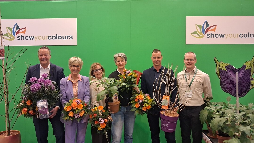 This year’s Show Your Colours Award winners with ZVG President Eva Kähler-Theuerkauf.