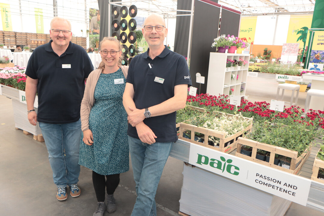 pac now also offers floor-deckers. From the left: Michael Ungethm, Susan Seidel, Jrg Mehle.