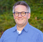 Jens Brune is 50 years old and has two children. The master gardener and horticultural technician specializing in flowers and ornamental horticulture has been in sales since 2010 and sales manager at Kleeschulte Erden since 2021.