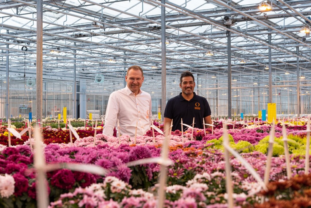 Jeroen Meeder, Sales Manager Benelux Annuals & Perennials (left) and Hugo Gonzales Dupuy, Breeder Pot and Garden Mum.