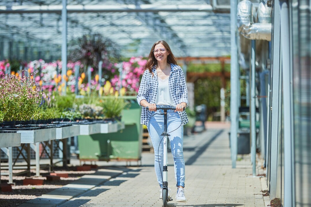 There are many development opportunities open to young horticultural trainees.