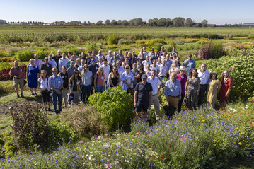 75 professionals from 9 countries reunited to exchange business views and seek inspiration.