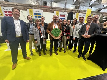 A project from the metropolis of Lyon in France received the Green Cities Europe Award from the European Nurserystock Association (ENA). "LES JARDINS DE PRE GAUDRY" convinced the jury.