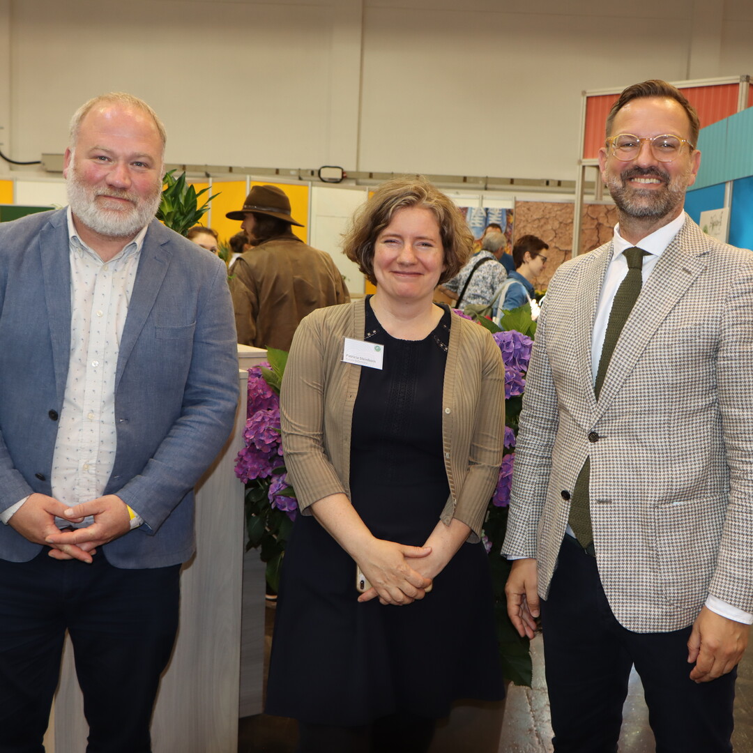For horticultural associations, organizations and institutions, the IPM Summer Edition was also a welcome platform for finally being able to cultivate contacts face to face once again. The Central Horticultural Association in Germany was represented, among others, by Stefan Gentzen (Horticultural Promotion Society), Patricia Steinborn (Communication and Political Communication) and Bertram Fleischer (Managing Director).