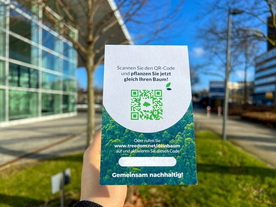 Each booth received a voucher for tree planting on the first day of IPM ESSEN 2024.
