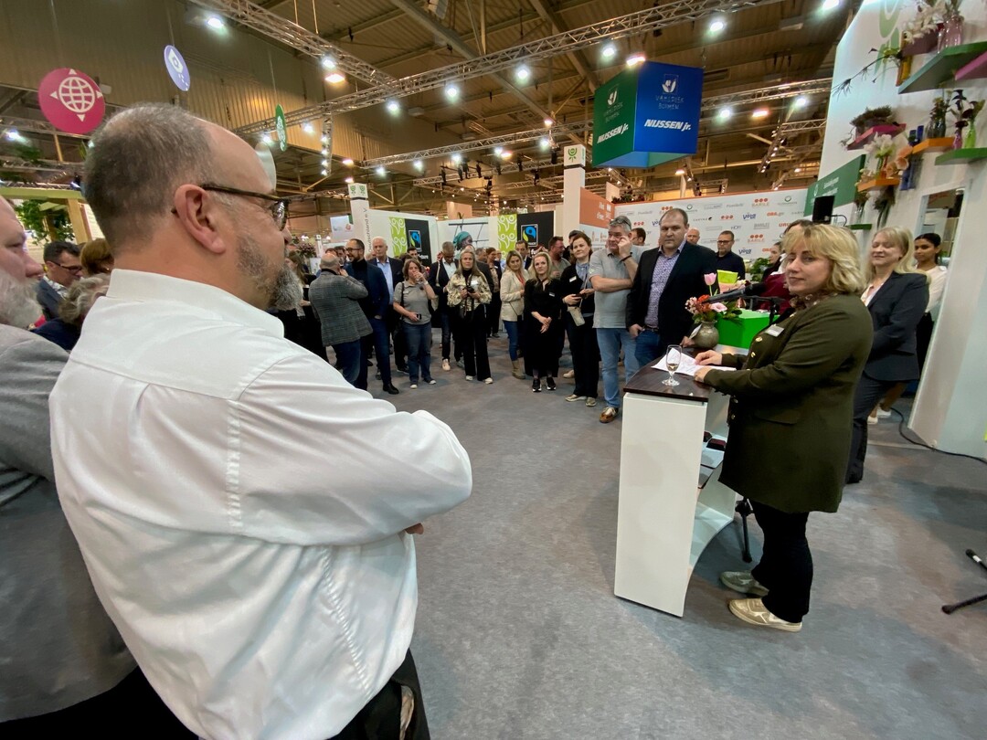 ...and the (no longer quite) new managing director of Blumenbro Holland, Yvonne Watzdorf, made her debut.